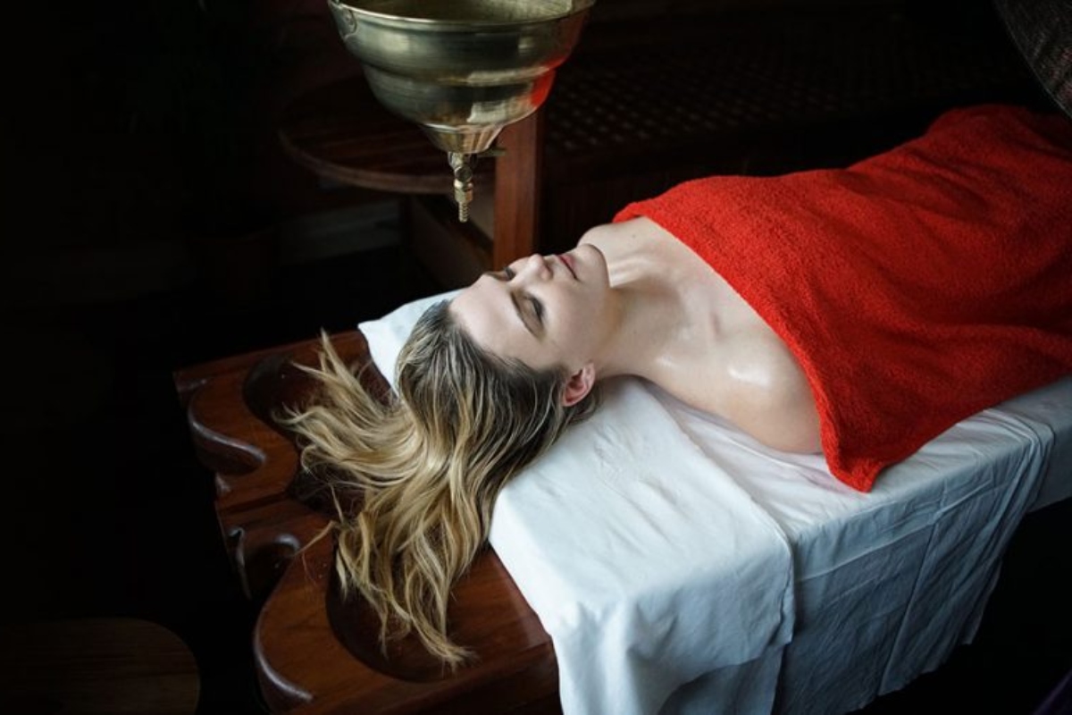 Shirodhara Herbal Oil Therapy UK