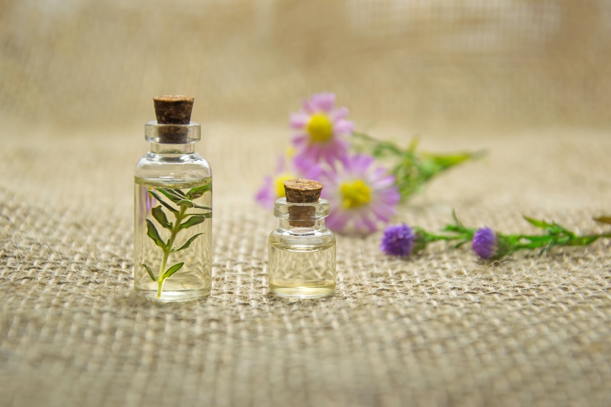 A quick guide into the world of Ayurvedic Aromatherapy A quick guide into the world of Ayurvedic Aromatherapy